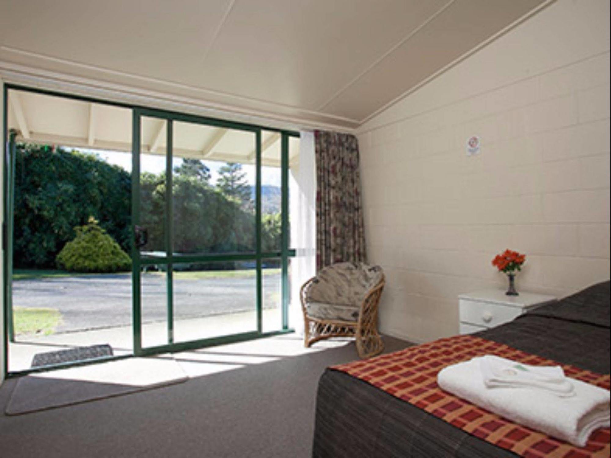 Opal Hot Springs & Holiday Park Okauia Exterior foto