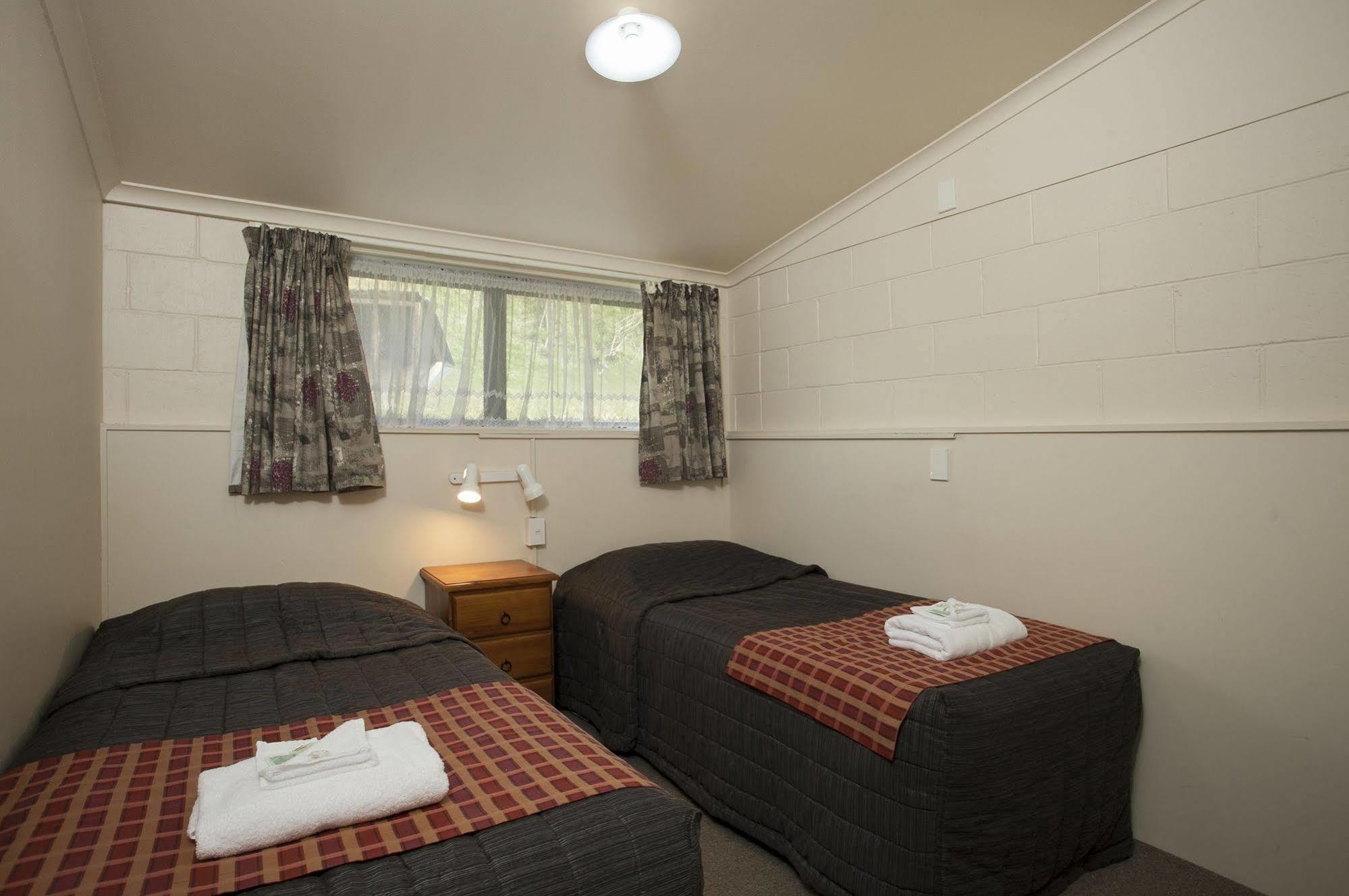 Opal Hot Springs & Holiday Park Okauia Exterior foto