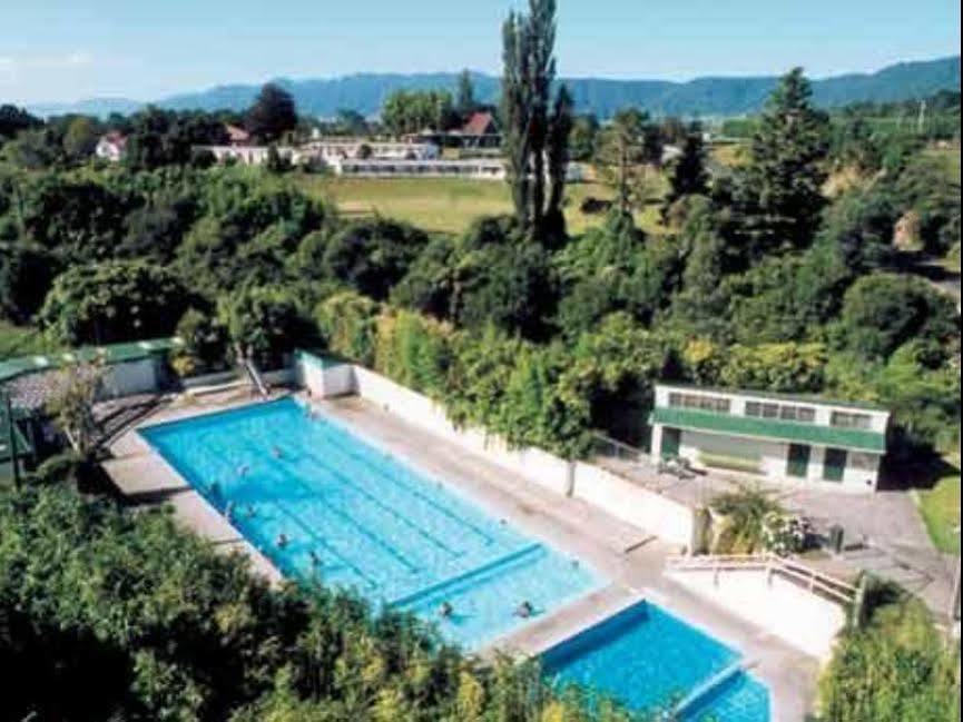 Opal Hot Springs & Holiday Park Okauia Exterior foto